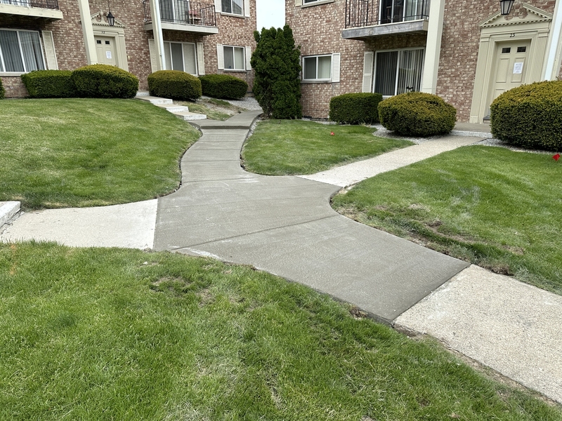 Concrete Sidewalk Replacement